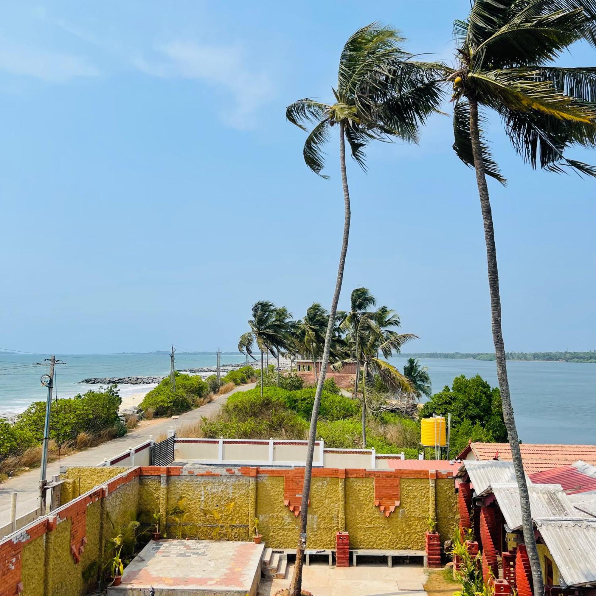 Kaustubha Beach Villa Udupi Bagian luar foto